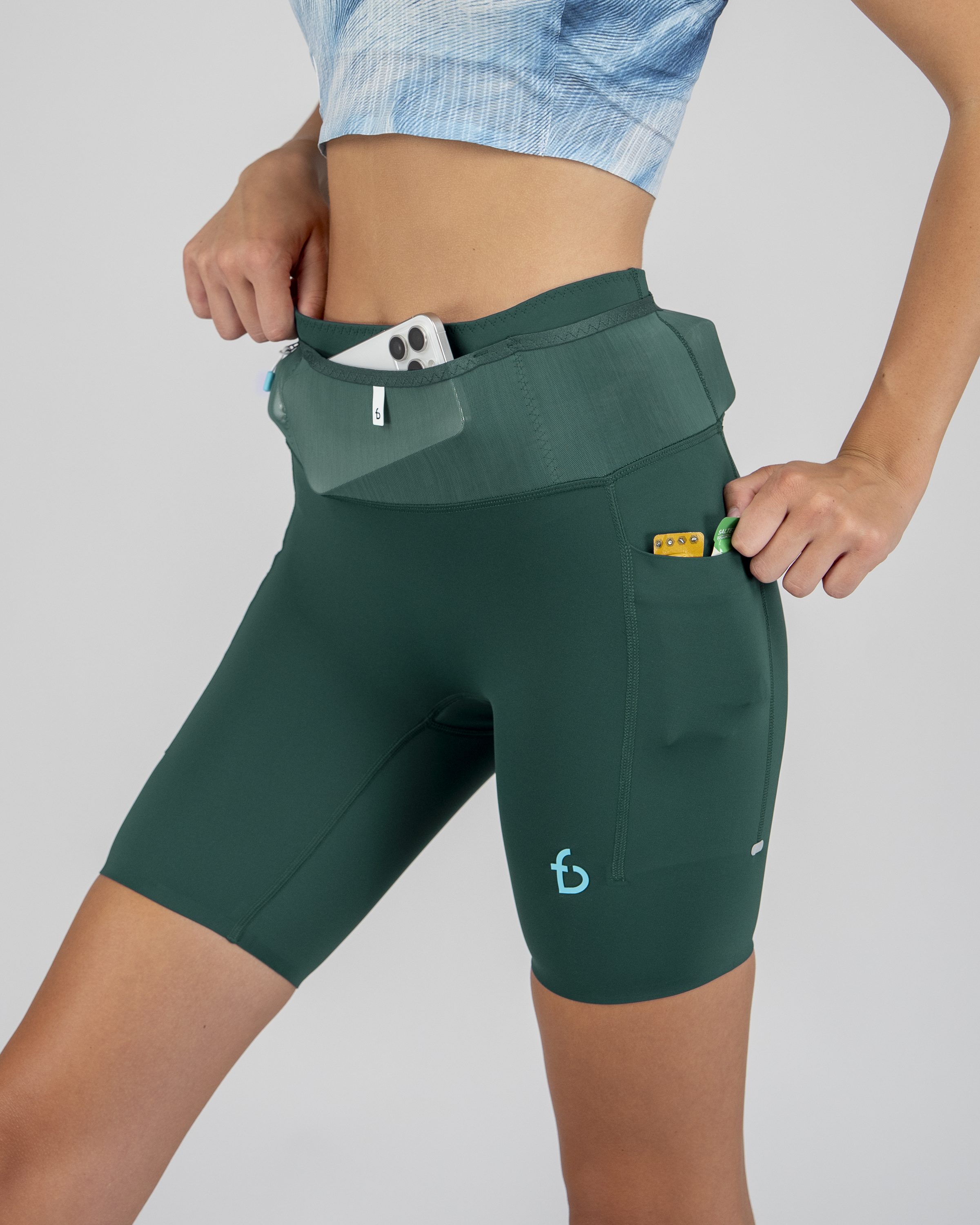 Women's 7" Ouray Compression Short