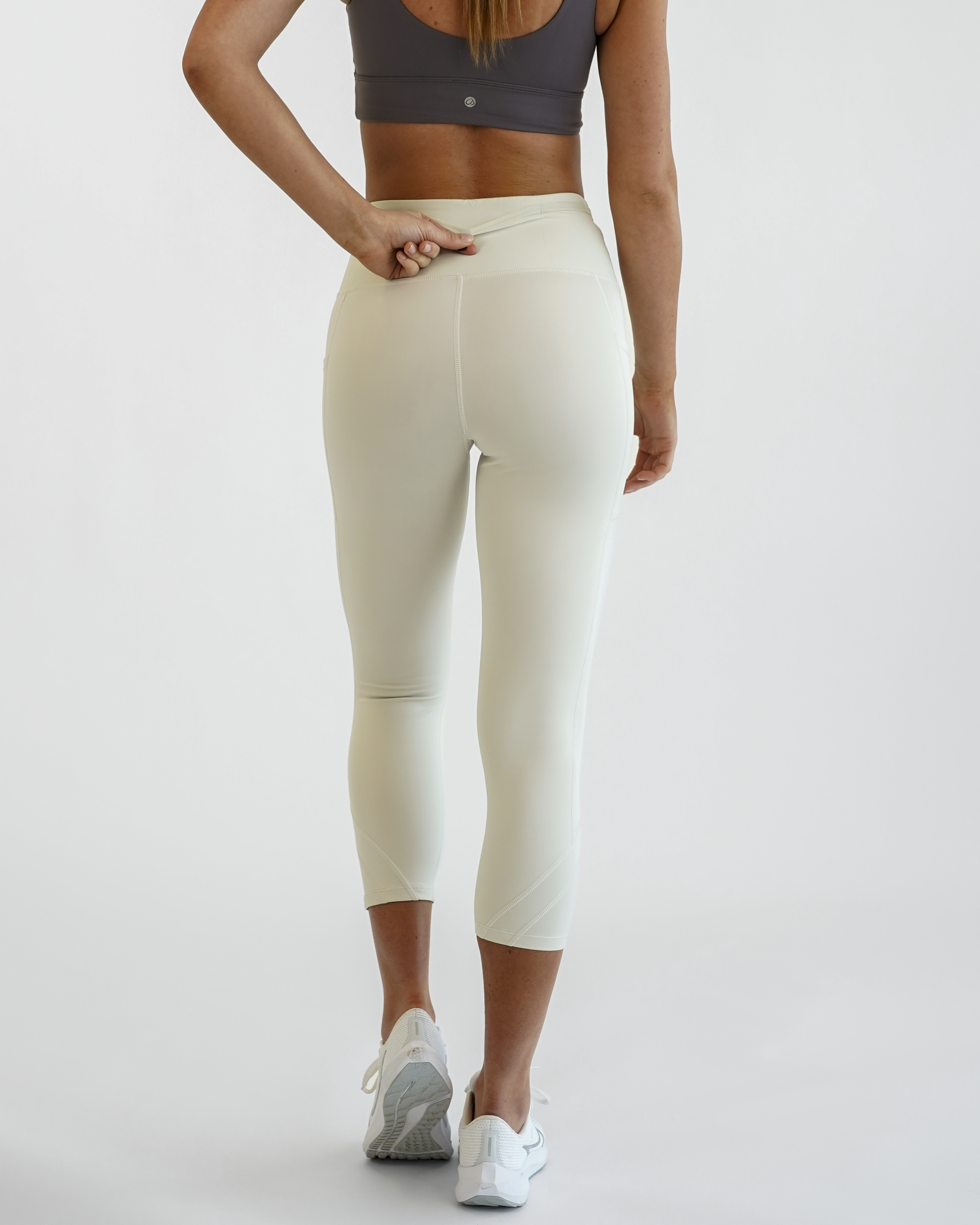 Women's Air Mid-Weight Crops